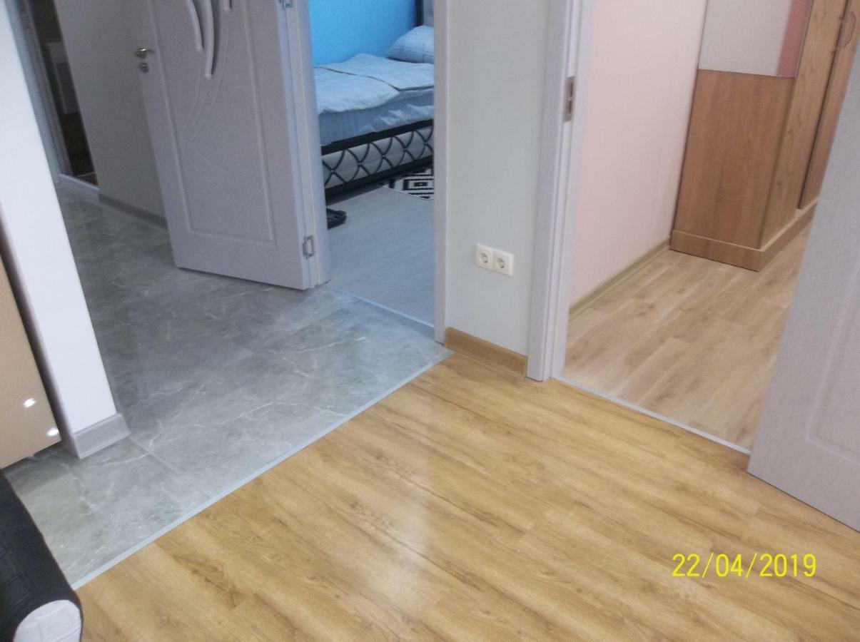 мате Apartament Batumi