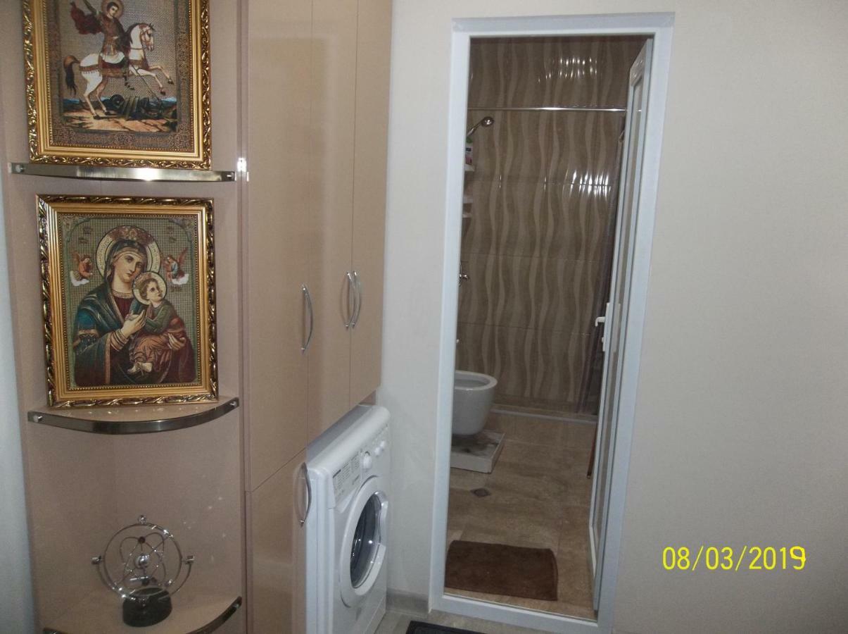 мате Apartament Batumi