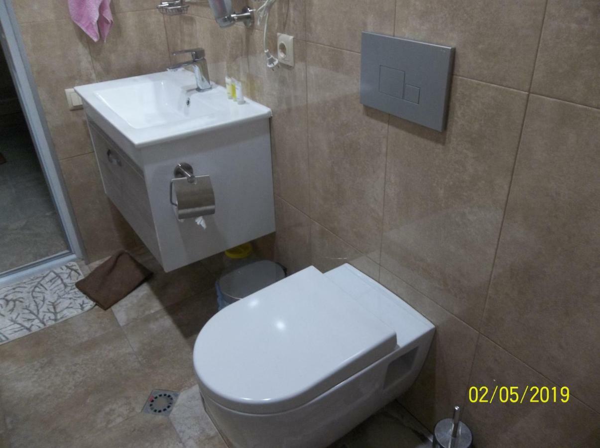 мате Apartament Batumi