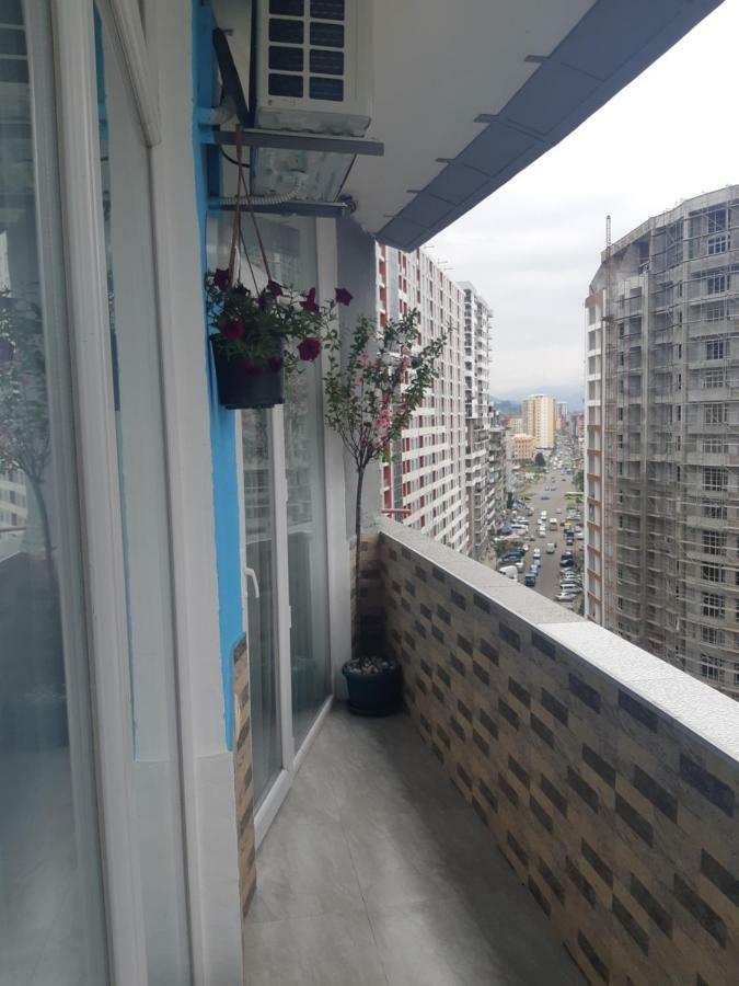 мате Apartament Batumi